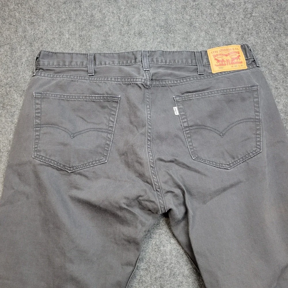 Levis note measurements